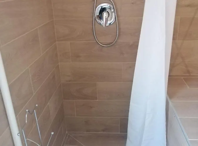 Andemar Aparthotel 3*